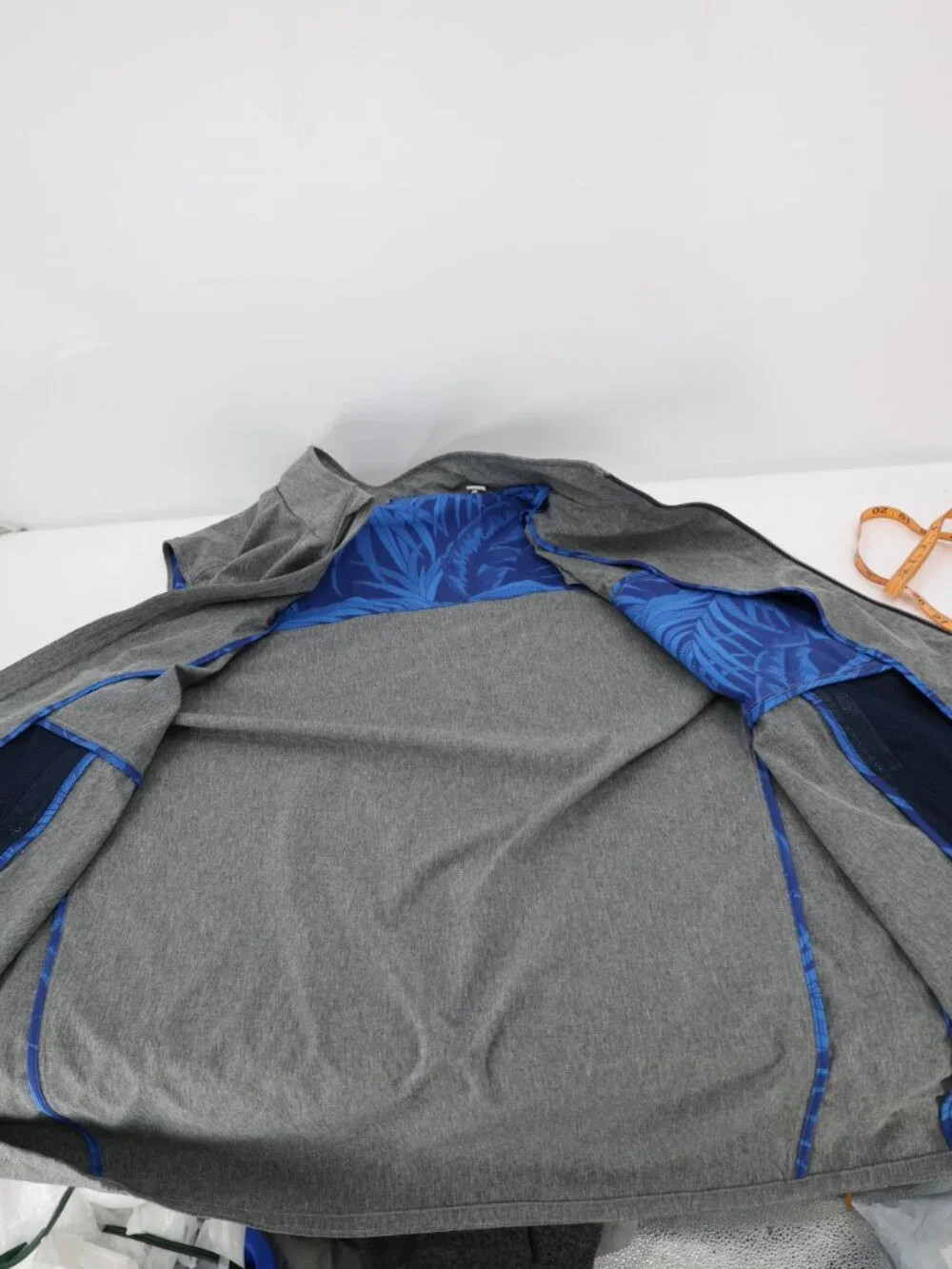 Tommy Bahama Vest Mens 2XL Island Active Gray Performance Full Zip Lightweight